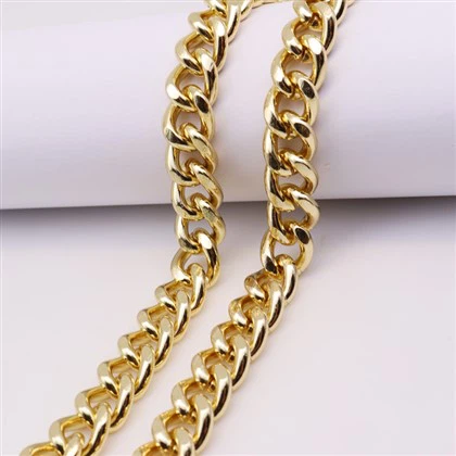 Twisted Link Chain